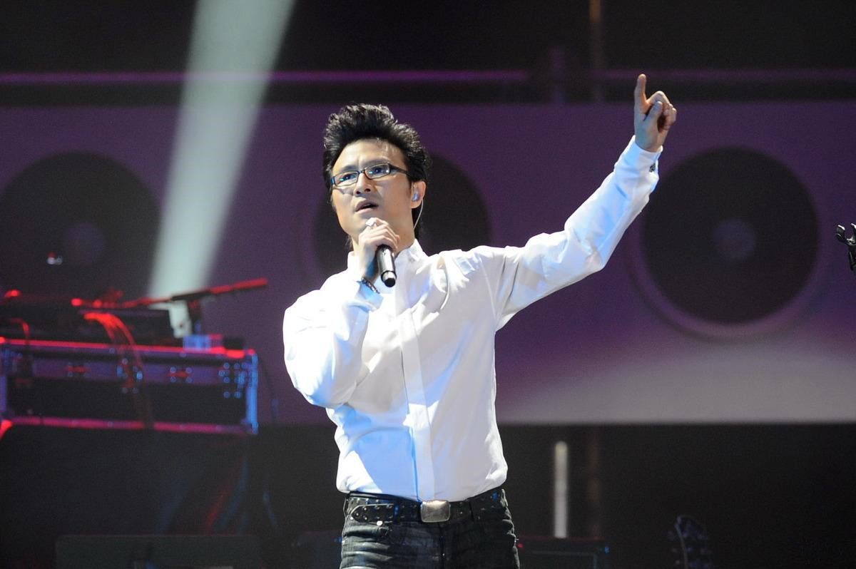 2023汪峰“UNFOLLOW”全国巡回演唱会-深圳站 2023汪峰“UNFOLLOW”全国巡回演唱会-深圳站