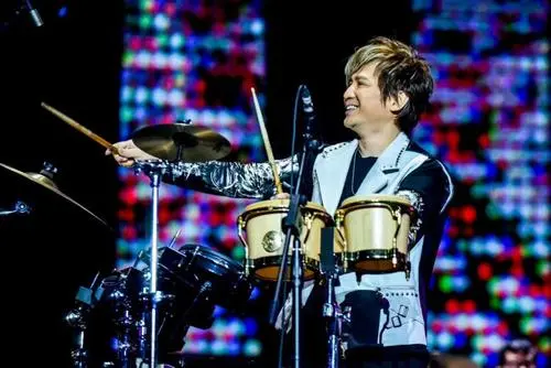 2021梅河口“兴佳之夜”群星演唱会-通化站