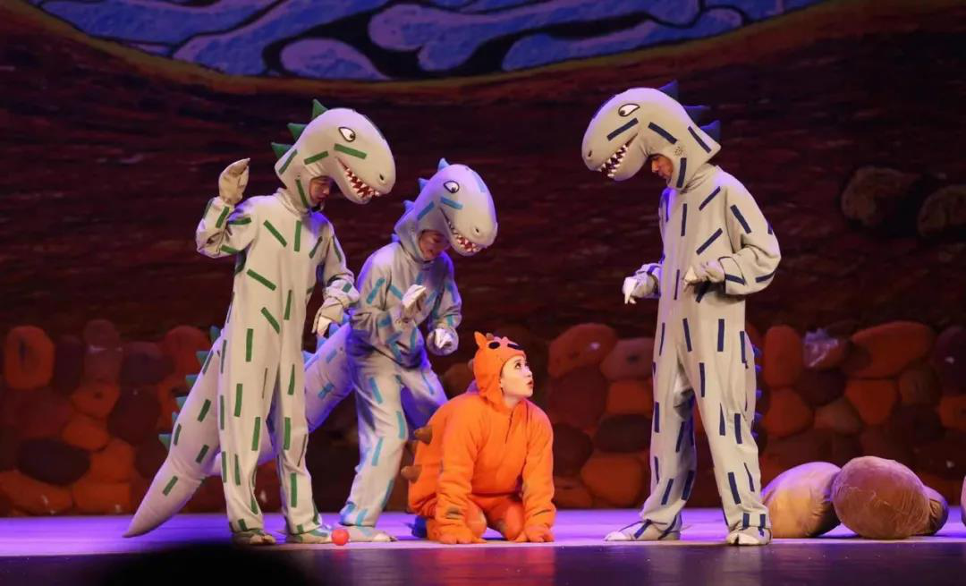 2021大型恐龙主题实景童话剧《你看起来好像很好吃》-南京站 2021大型恐龙主题实景童话剧《你看起来好像很好吃》-南京站