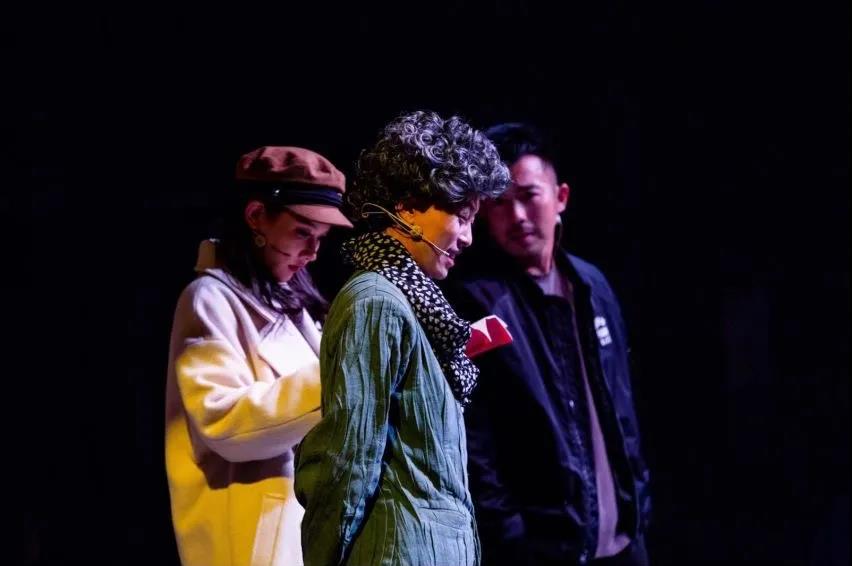 2021话剧《男人还剩下什么》滨州站在哪里演出？