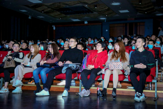 2021【精品脱口秀专场】解压爆梗演出-单口吐槽｜众星云集-喜剧狂欢之夜·雍和宫天天乐｜爆笑明星盛宴 -北京站