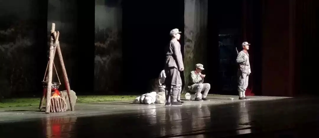 2021儿童剧《金色的鱼钩》-青岛站