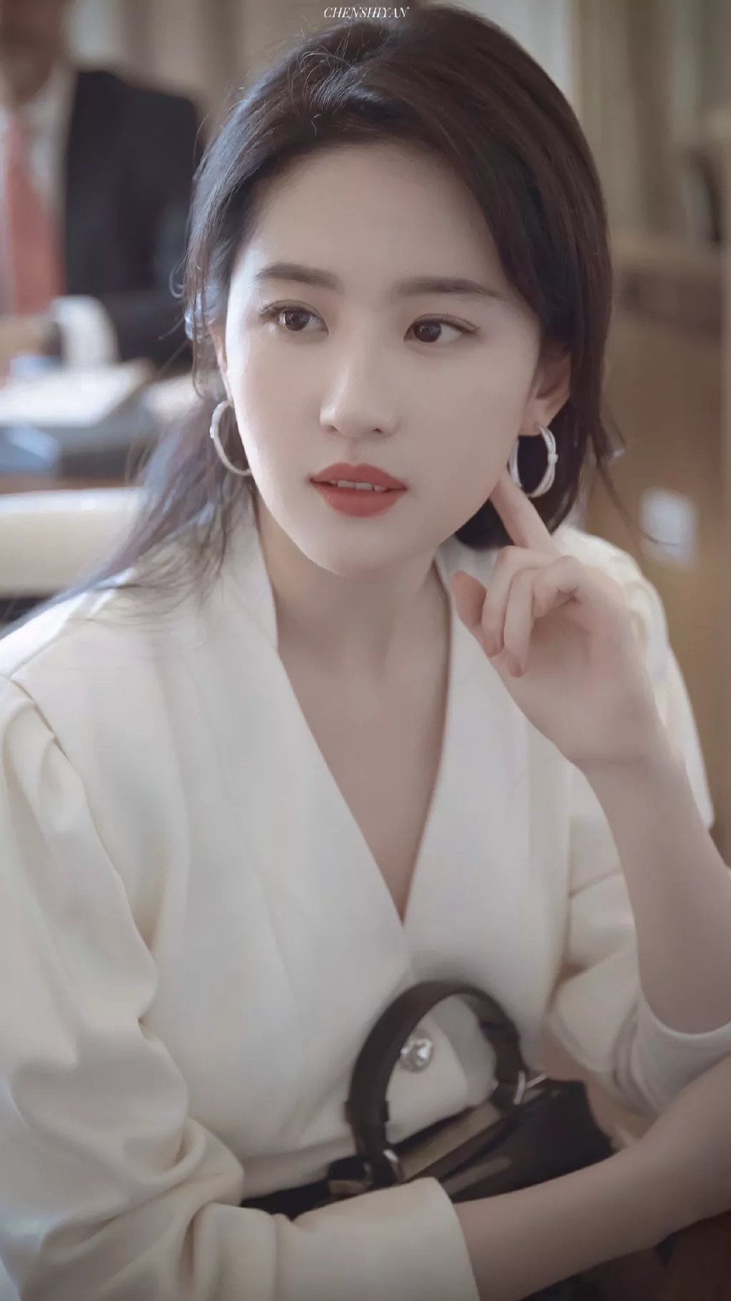 刘亦菲“采访NB症”是什么梗? 刘亦菲“采访NB症”是什么梗?