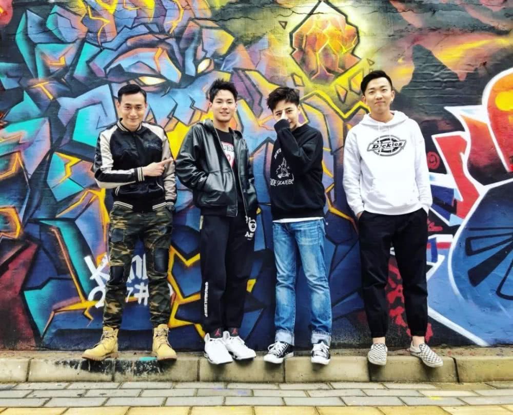 2021熊猫眼乐队郑州演唱会什么时候开始？票价多少？