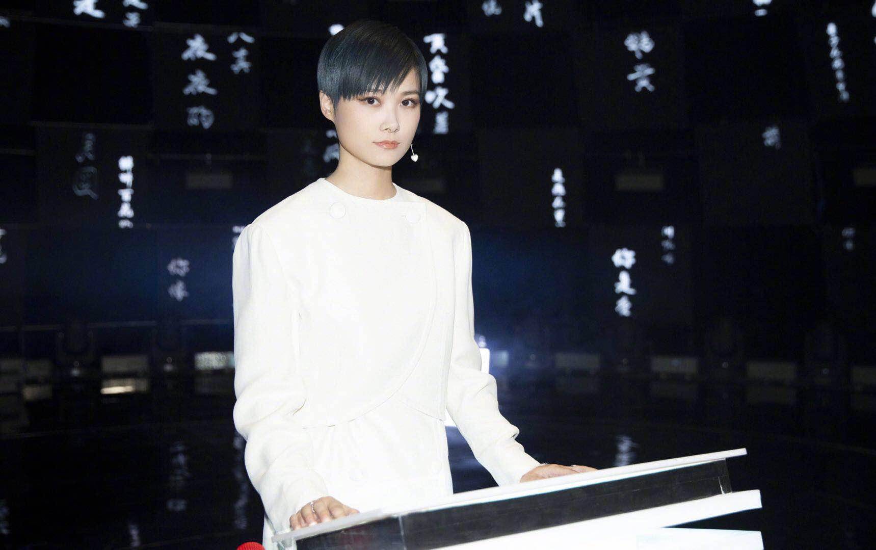 2023李宇春成都演唱会在哪里买票？