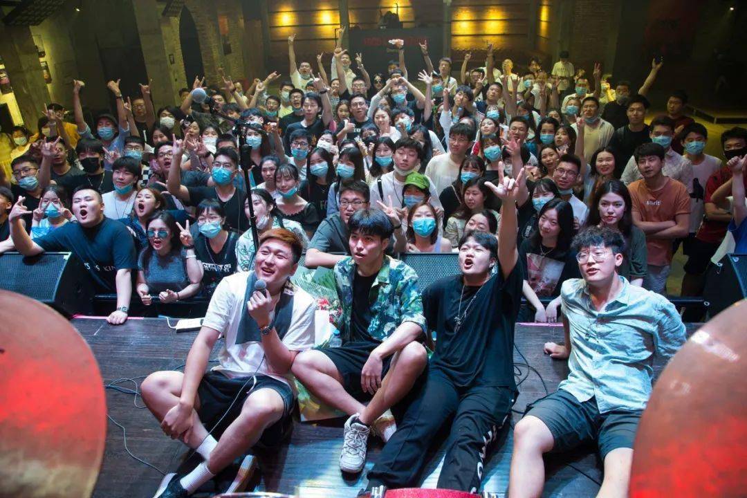 2021武汉星巢现场冬泳派对阵容如何？门票如何订购？