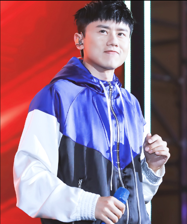 张杰为什么被大家叫做“张三岁”? 张杰为什么被大家叫做“张三岁”?
