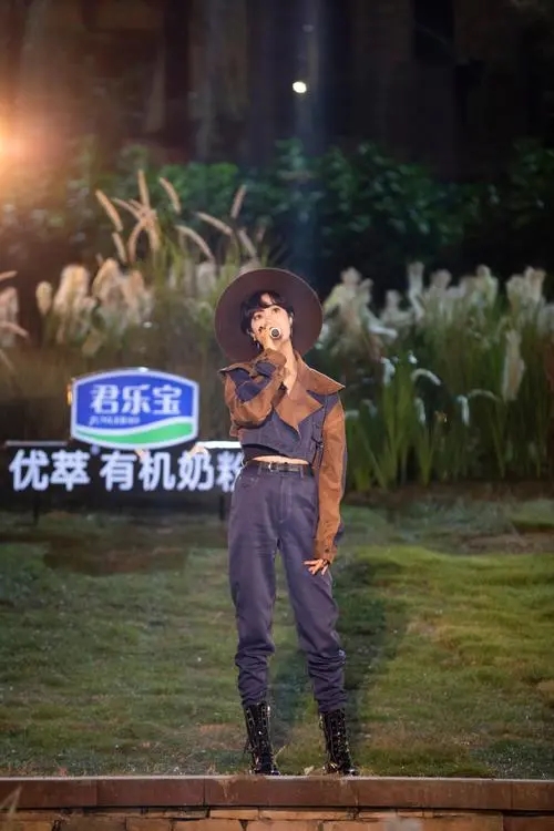 郁可唯的《路过人间》是哪部电视剧的主题曲? 郁可唯的《路过人间》是哪部电视剧的主题曲?