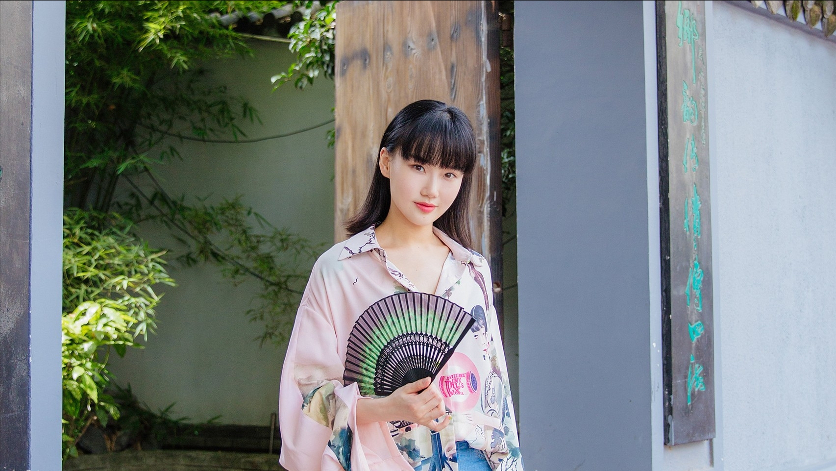 李斯丹妮和黄龄合作了？ 