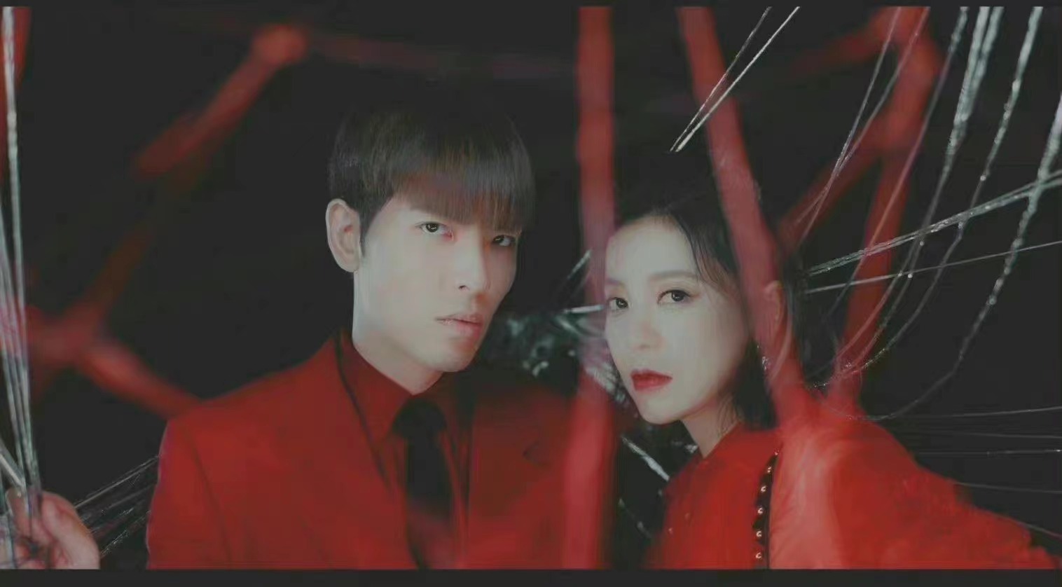 丁当和萧敬腾合唱了什么歌曲？