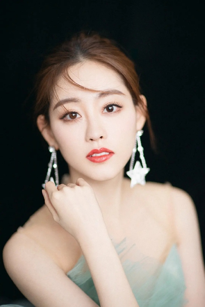 李易峰和祝绪丹断崖式聊天是什么梗？