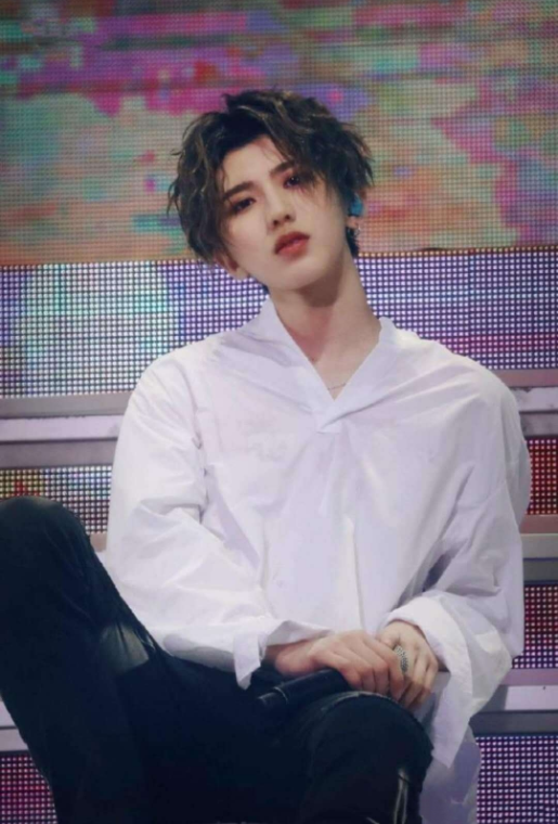 2022蔡徐坤南京演唱会演出演出安排、订票链接