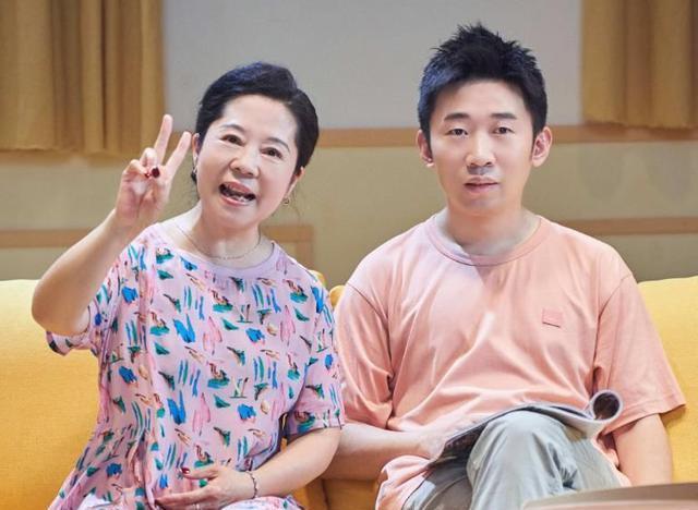 为什么说杨迪一家都是欢乐喜剧人？