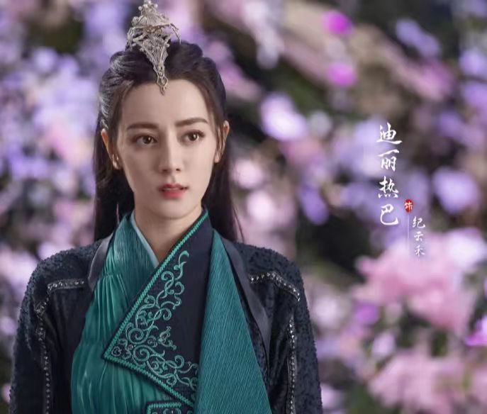 电视剧《与君初相识》开播了吗？