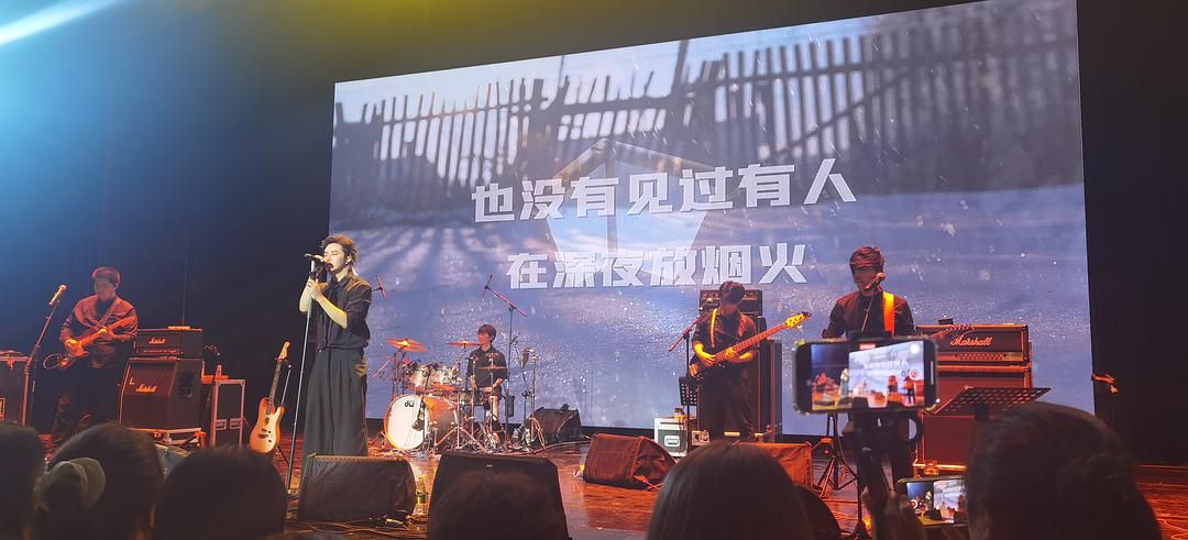 柳爽旧曲新编并发布的是哪首歌曲？