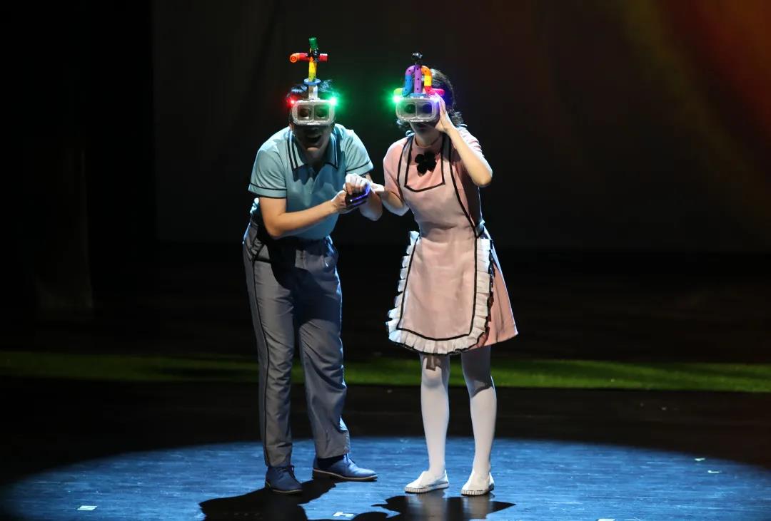 2021儿童剧《新大头儿子和小头爸爸之穿越平行世界》株洲站门票、剧目介绍