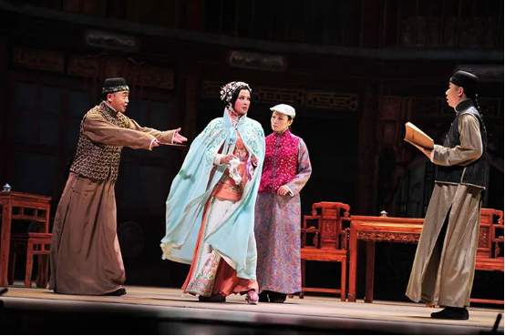 2022刘晓庆领衔主演·田沁鑫导演·传奇话剧《风华绝代》十周年纪念版-郑州站 2022刘晓庆领衔主演·田沁鑫导演·传奇话剧《风华绝代》十周年纪念版-郑州站