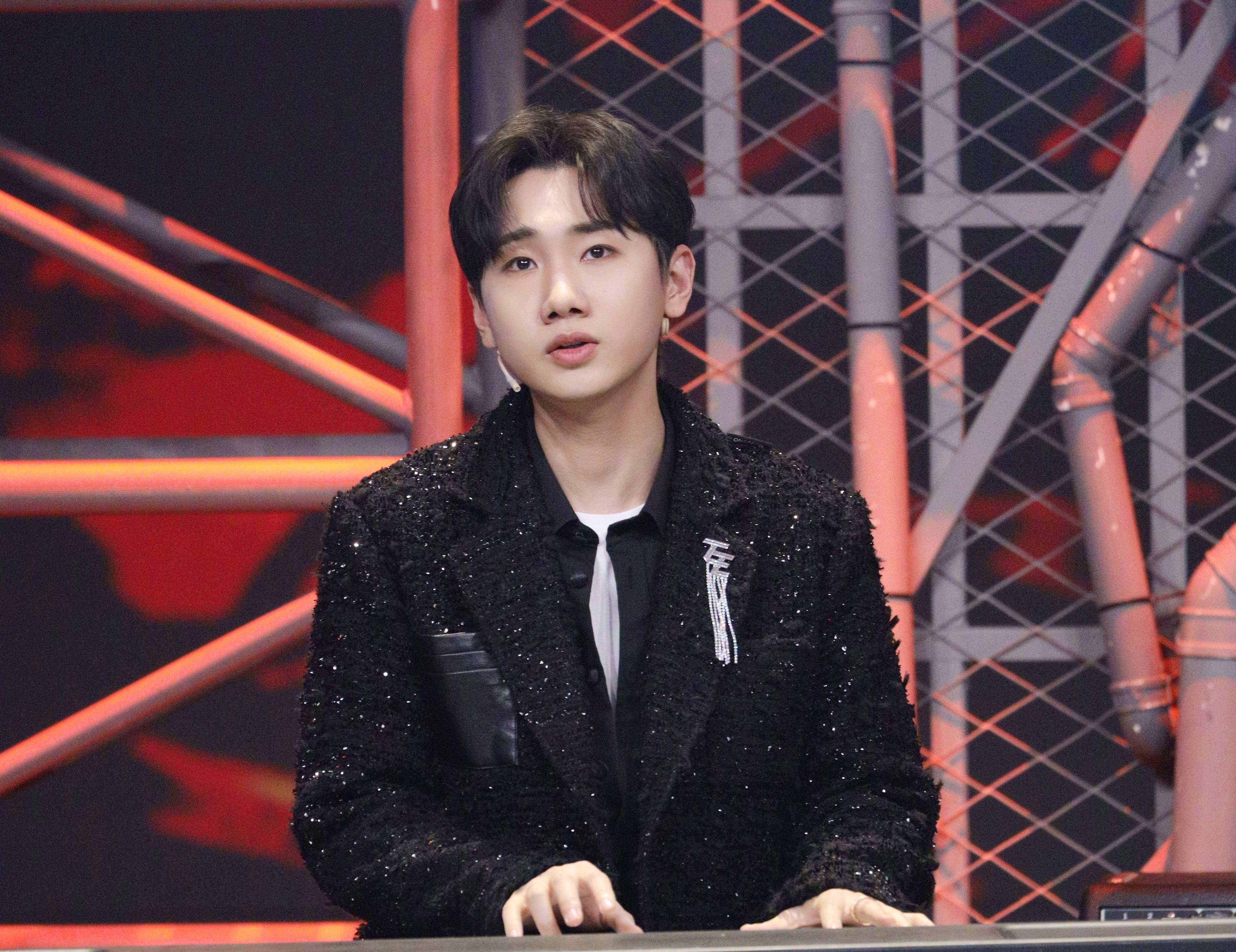 为什么说汪苏泷人和歌各火各的? 为什么说汪苏泷人和歌各火各的?