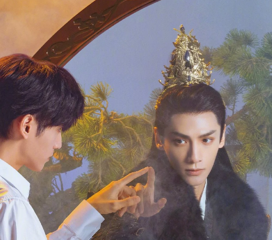 《长夜烬明》的男主角是谁？