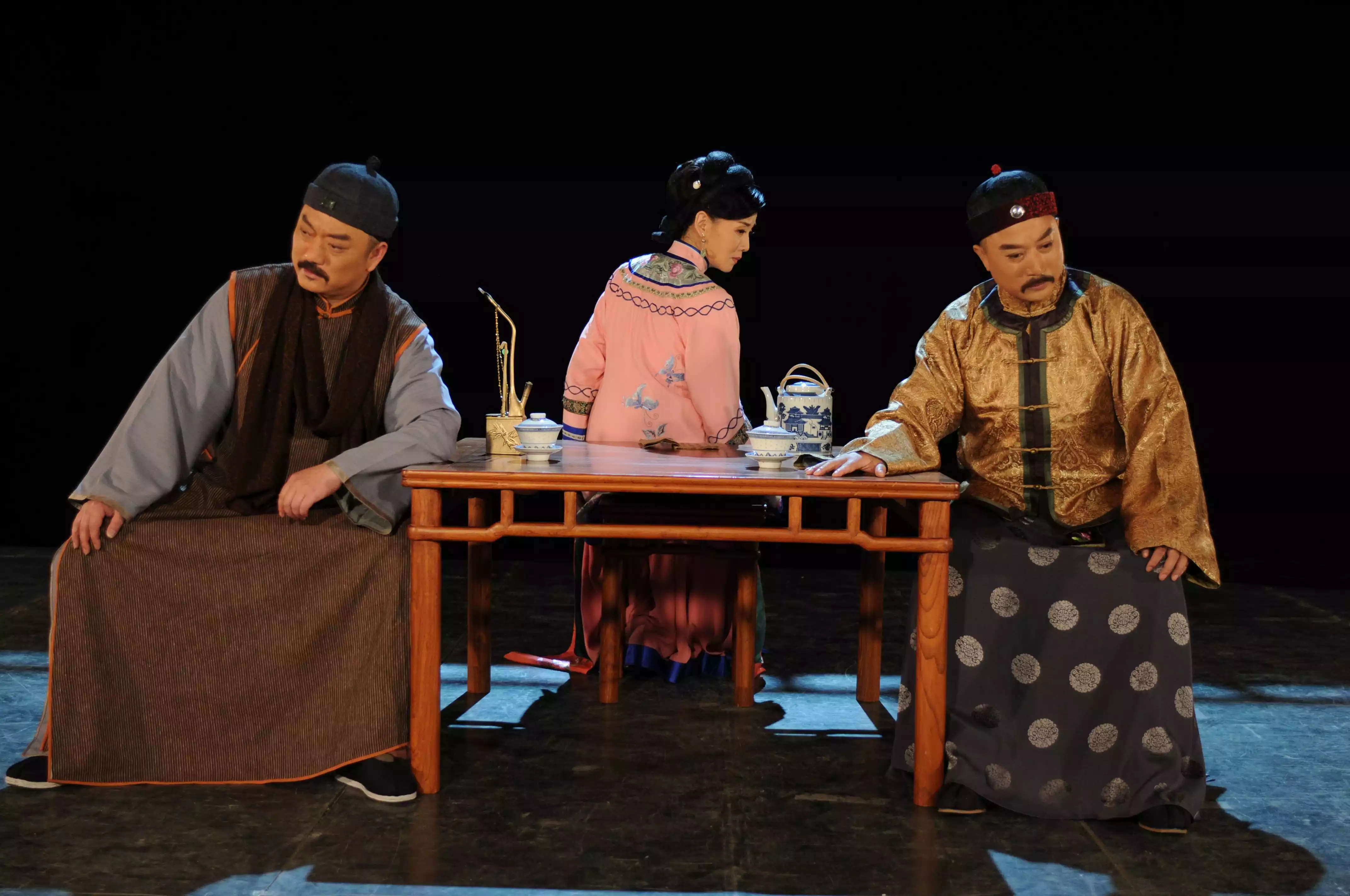 2022韩再芬领衔主演经典黄梅戏《徽州往事》-海口站