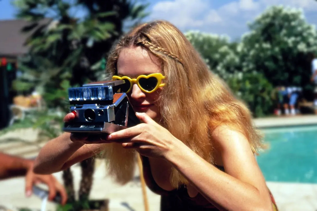 一群在底线边缘游走的年轻人——《不羁夜》