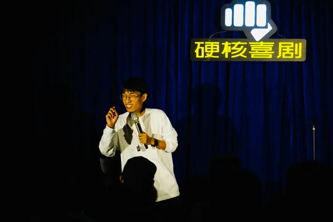 2022硬核喜剧深圳脱口秀门票多少钱? 2022硬核喜剧深圳脱口秀门票多少钱?