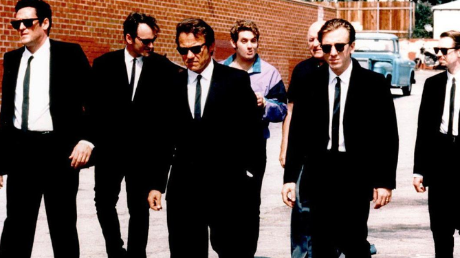 《落水狗》——违背常理的黑色幽默