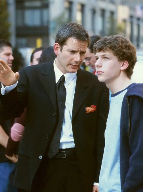 《震撼性教育》：高谈阔论掩盖内心的无能