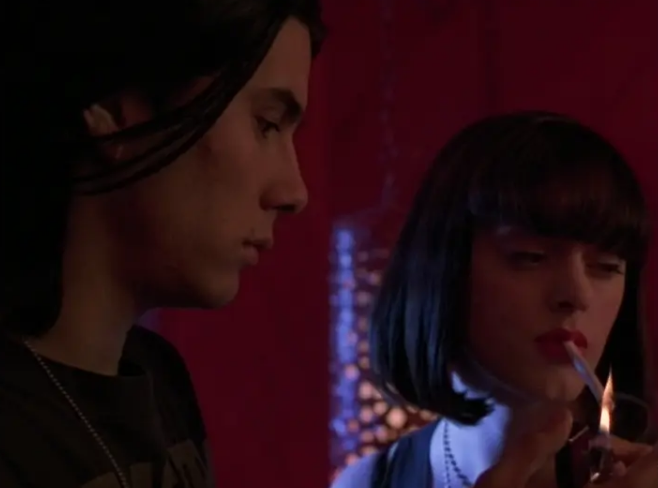 《玩尽末世纪》：用传统的方式表达边缘的声音