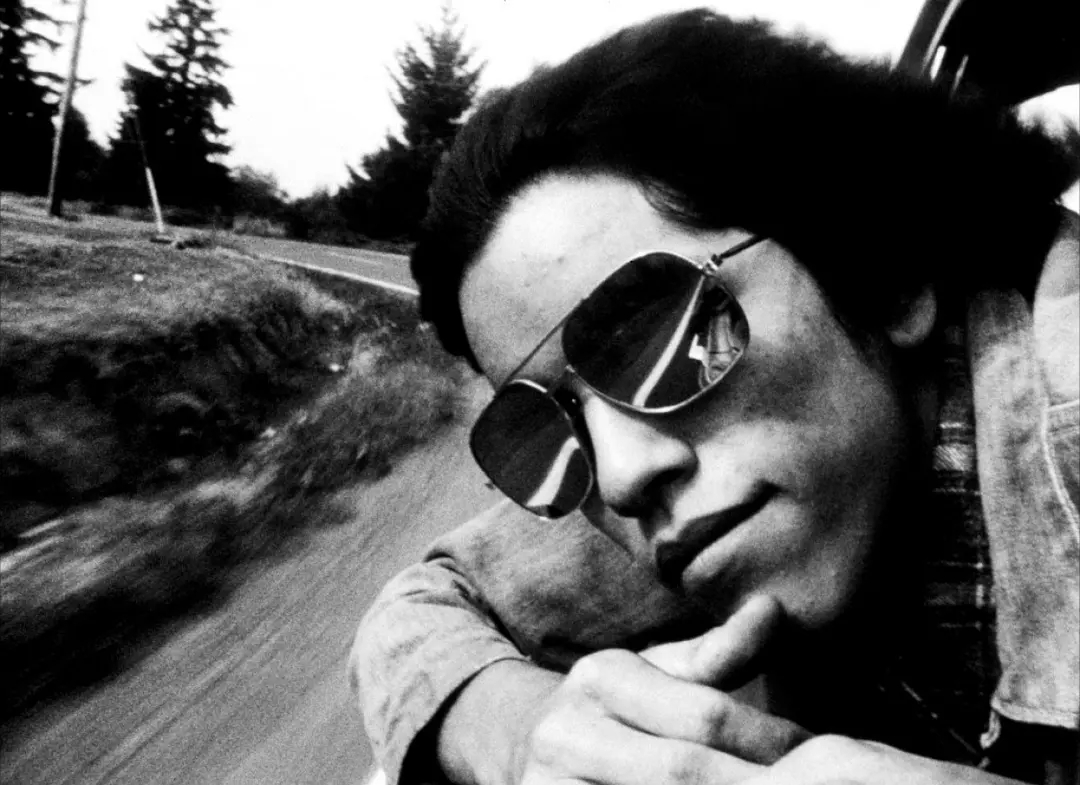 天才少年的励志与温情——《夜深沉，爱难吟》