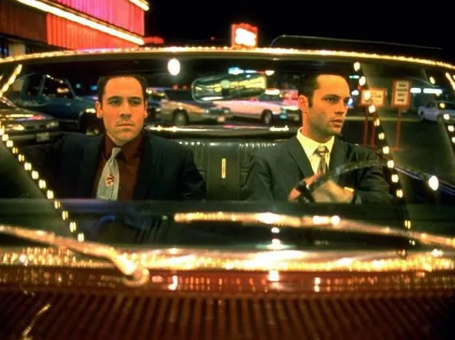 《摇摆者》——美国九十年代青年对爱情的态度 《摇摆者》——美国九十年代青年对爱情的态度