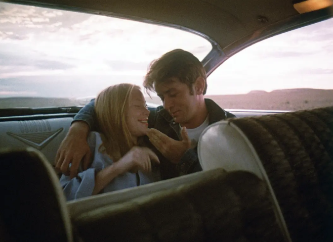 《穷山恶水》（又名《恶土》）：文艺版的邦妮克莱德