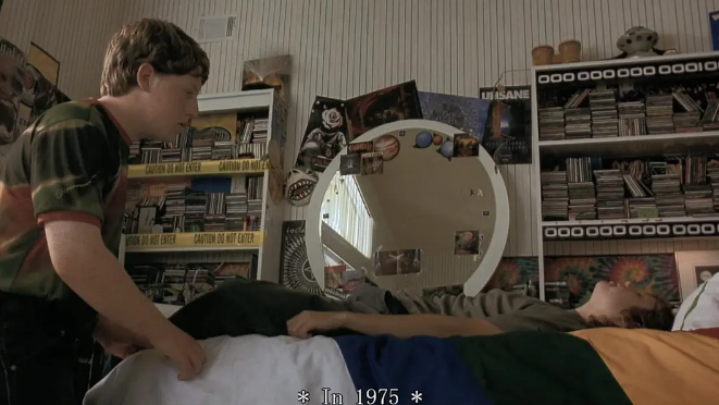 《两个故事一个启示》：虚构却似真实，真实却似虚构