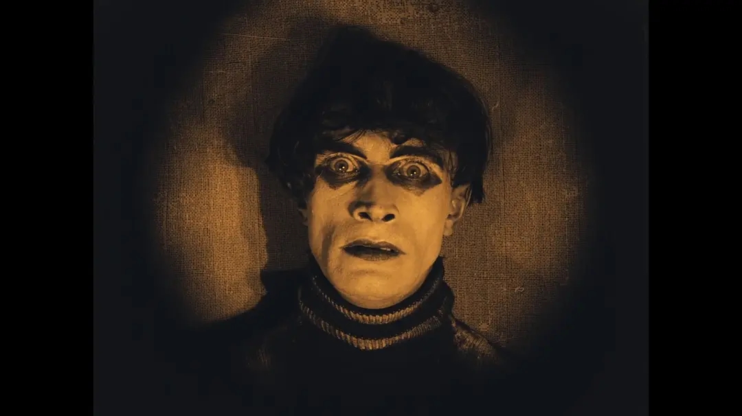 恐怖片的鼻祖——《卡里加利博士的小屋》 恐怖片的鼻祖——《卡里加利博士的小屋》