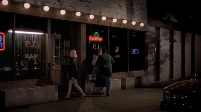 《两个故事一个启示》：虚构却似真实，真实却似虚构