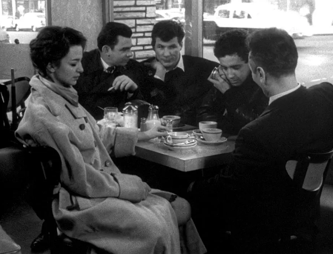 《影子》:充满爵士乐的新浪潮电影 《影子》:充满爵士乐的新浪潮电影