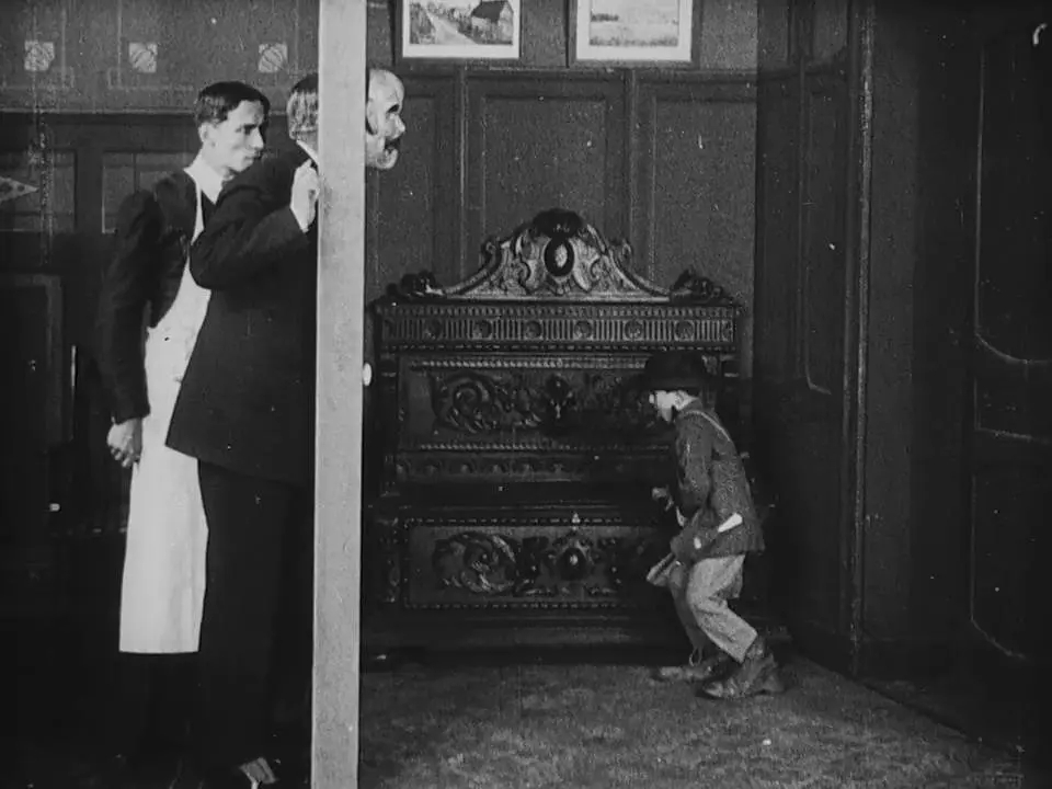 早期犯罪电影的巅峰之作——《吸血鬼》