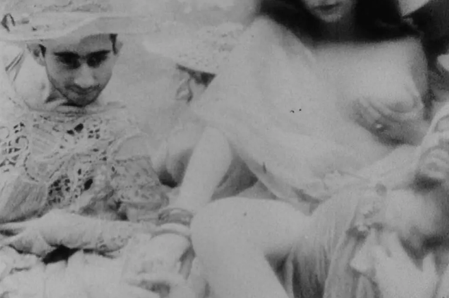 《热血造物》:充满了波普艺术的先锋电影