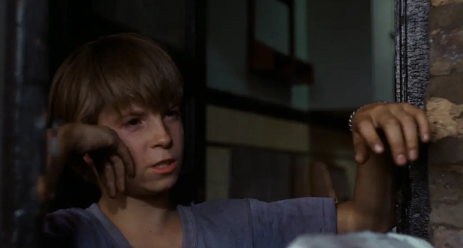 《冷酷媒体》：半记录的影像志