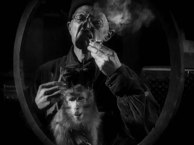 《罢工》：爱森斯坦首部长片