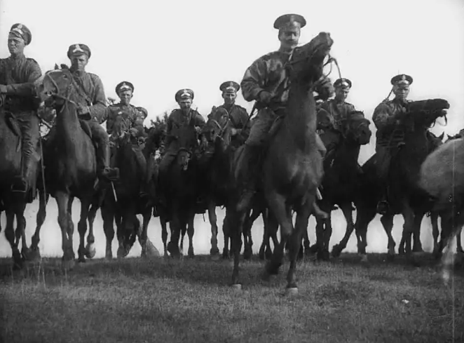 《罢工》：爱森斯坦首部长片