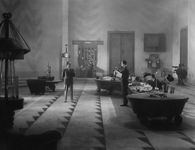 《大都会》:表现主义经典之作 《大都会》:表现主义经典之作