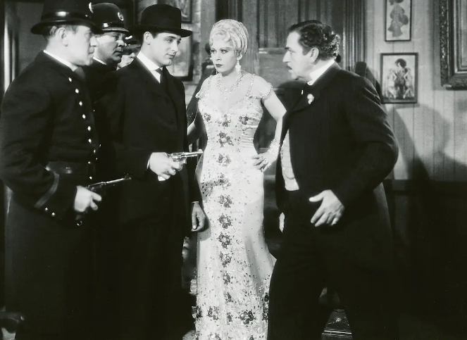 《侬本多情》：第一代在银幕上自主掌控话语权的女人