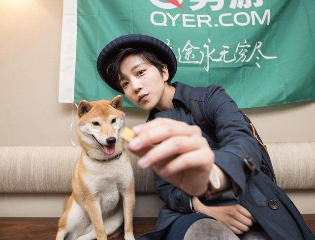 2022李霄云「浪漫扩散」全国专场巡演–成都站 2022李霄云「浪漫扩散」全国专场巡演–成都站