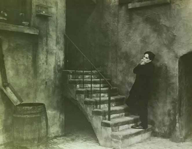 《城市之光》：史上第一浪漫喜剧