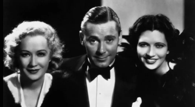 《天堂里的烦恼》：30年代初美国都市喜剧片的代表作之一