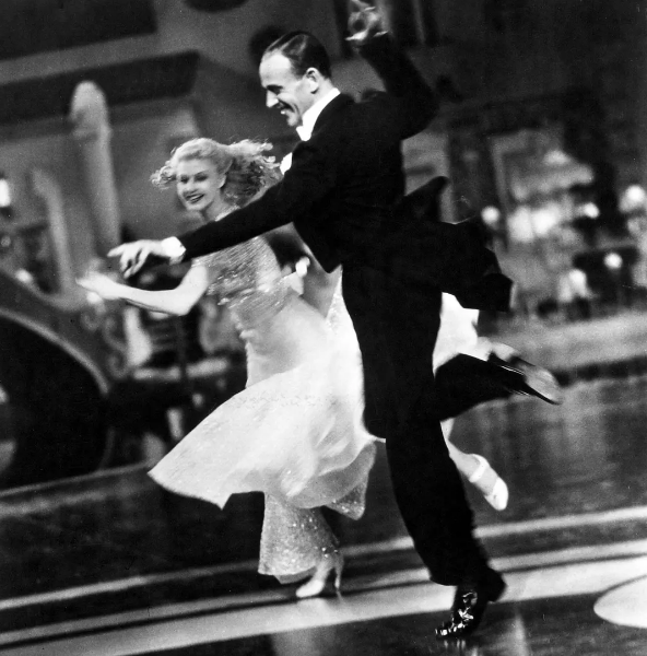 《礼帽》：歌舞片的始祖