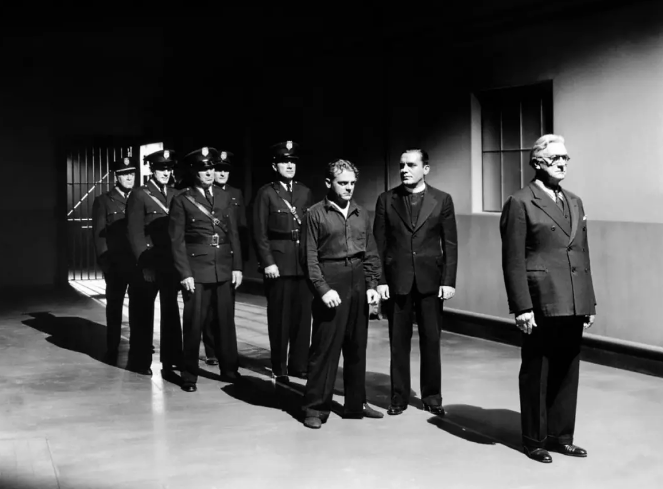 《一世之雄》：暴力的根源