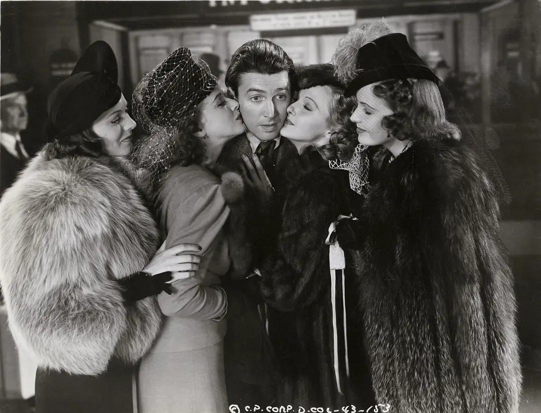 有着美国式理想主义气息的影片：《史密斯先生到华盛顿》