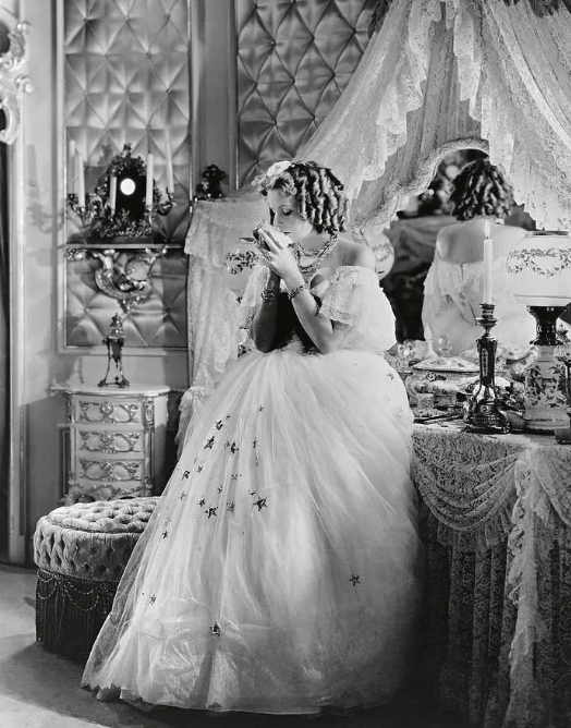 《茶花女》：永远的经典与悲剧